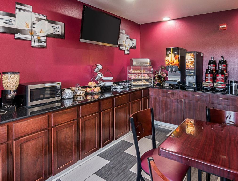 Econo Lodge Inn & Suites Natchitoches Dış mekan fotoğraf
