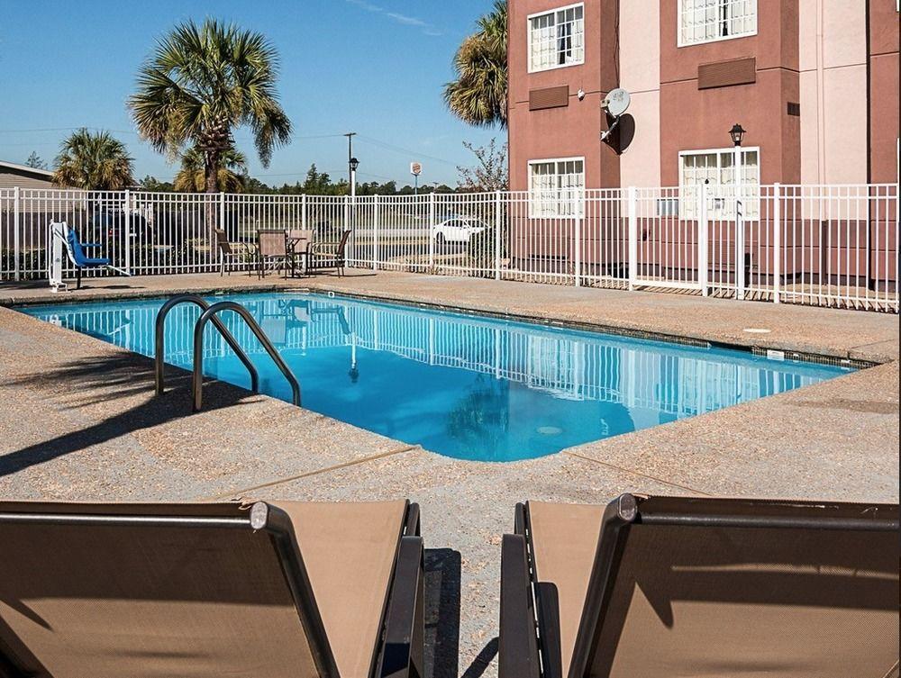 Econo Lodge Inn & Suites Natchitoches Dış mekan fotoğraf
