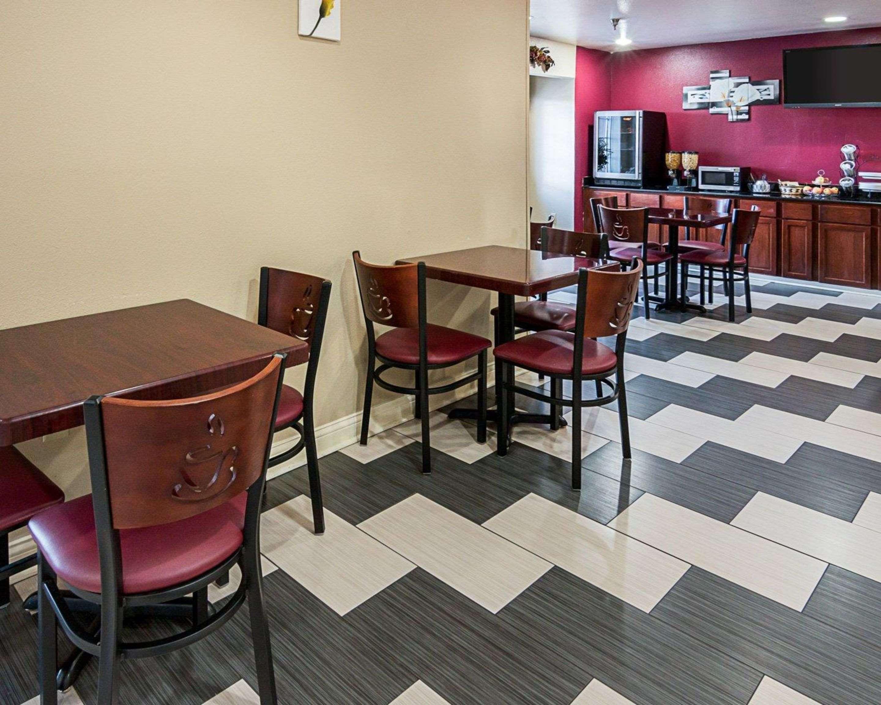 Econo Lodge Inn & Suites Natchitoches Dış mekan fotoğraf
